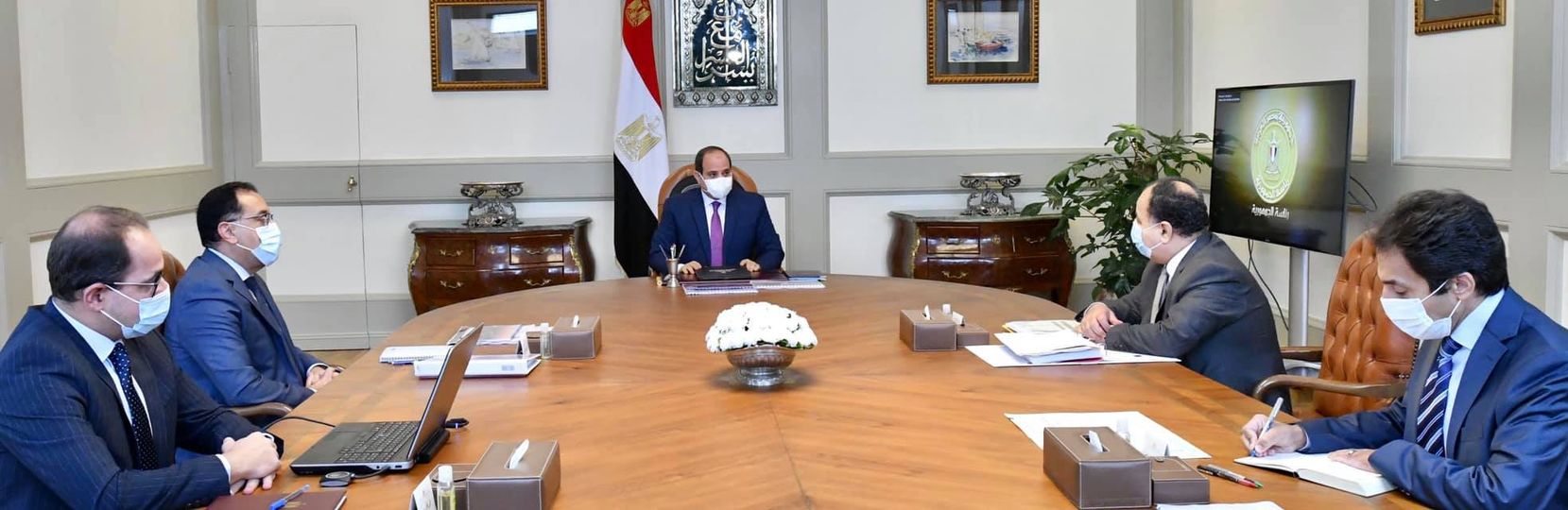 صندوق النقد الدولي يشيد باداء الاقتصاد المصري الذي فاق التوقعات لعام ٢٠٢٠  