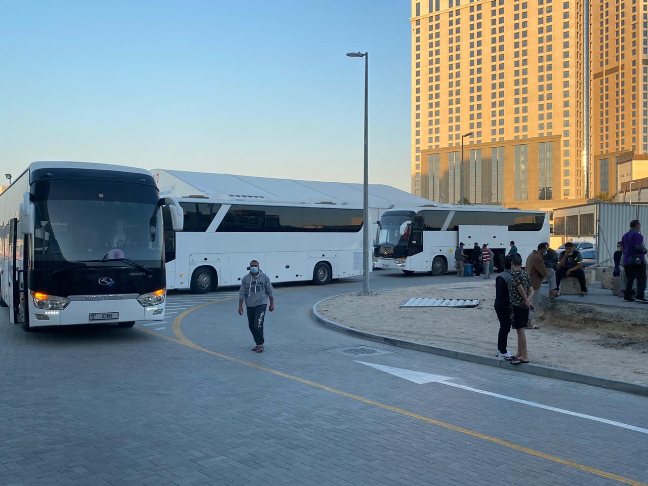 "الهجرة": عقد لقاء مع ممثلي غرفة السياحة لوضع خطة سفر العالقين من الإمارات للكويت 