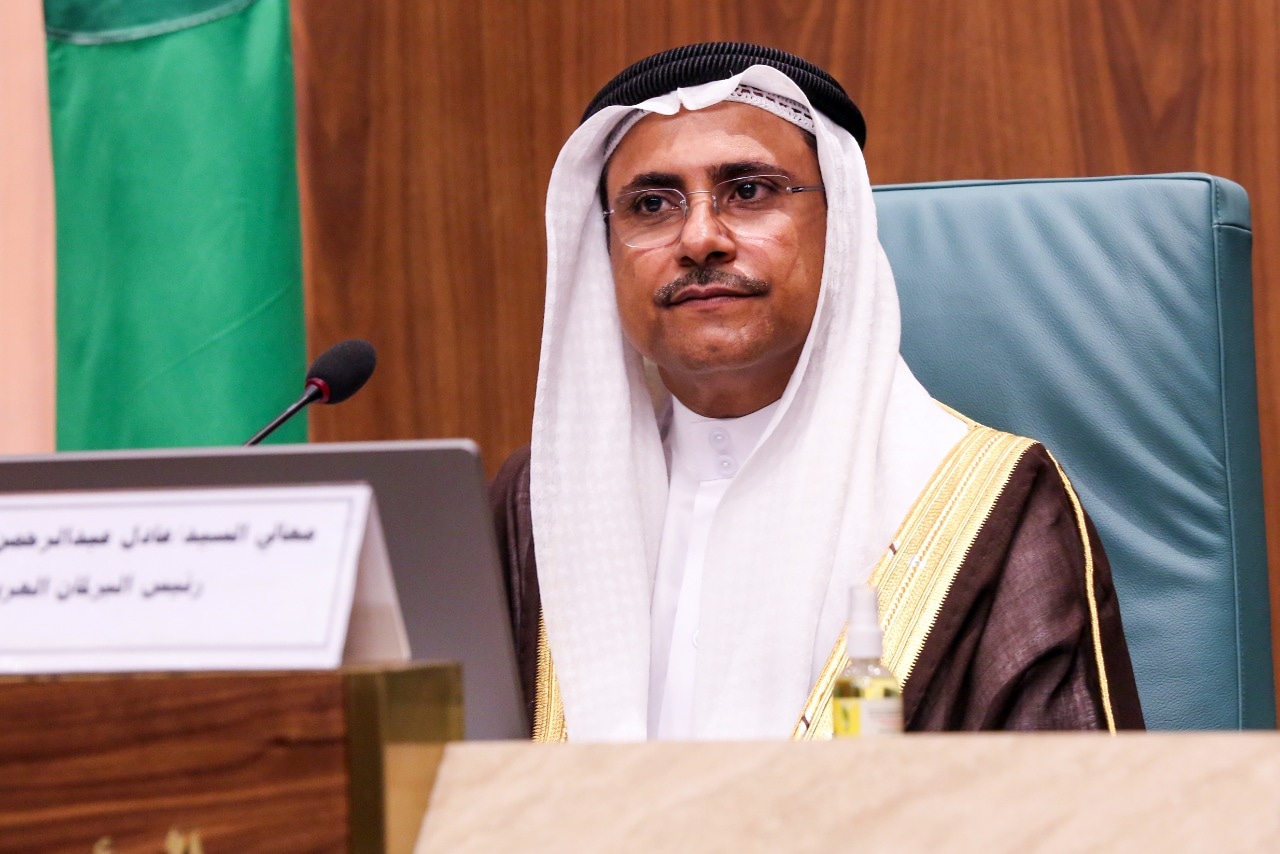 رئيس البرلمان العربي يُهنيء قيادة وشعب دولة الكويت بنجاح انتخابات مجلس الأمة