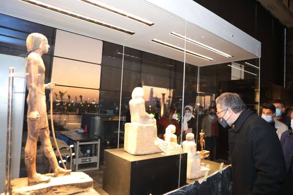 وزير السياحة والآثار يتفقد اللمسات النهائية لمتحف عواصم مصر تمهيدا لافتتاحه الوشيك