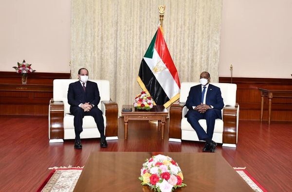 التقى السيد الرئيس عبد الفتاح السيسي اليوم بالقصر الجمهوري في العاصمة السودانية الخرطوم