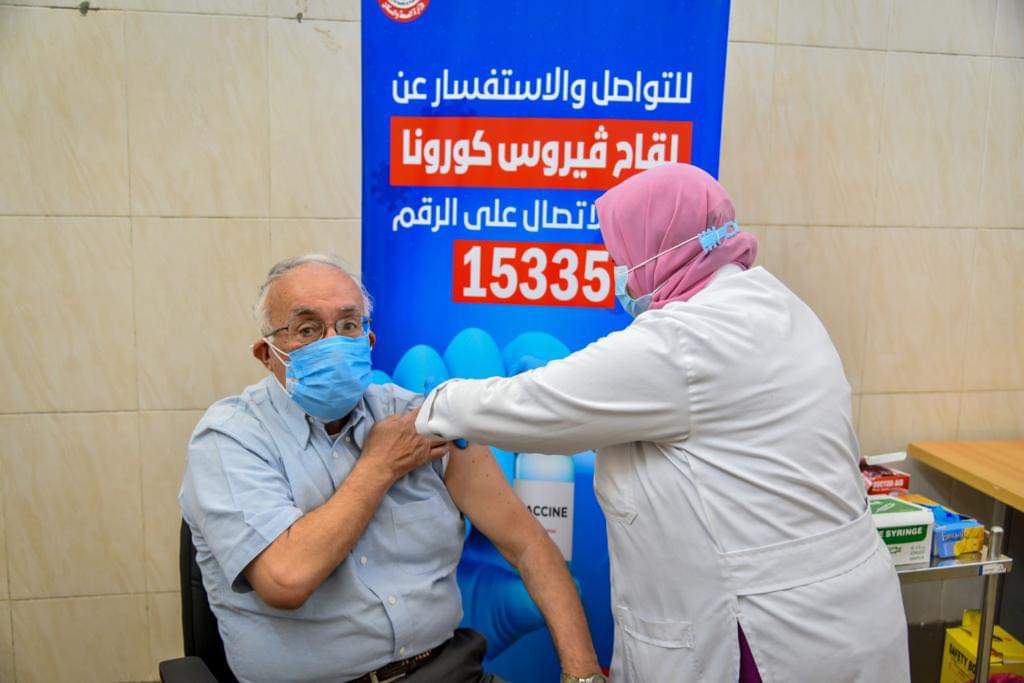في اليوم الأول من حملة تطعيم المواطنين بـ لقاحات فيروس كورونا