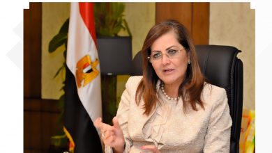 Photo of وزيرة التخطيط والتنمية الاقتصادية حول تنفيذ خطة المشروع القومى لتنمية الأسرة المصرية: