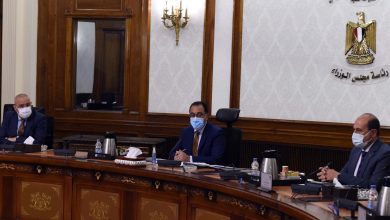 Photo of رئيس الوزراء يستعرض مخططات تطوير عدد من المحاور المرورية المهمة بالقاهرة الكبرى