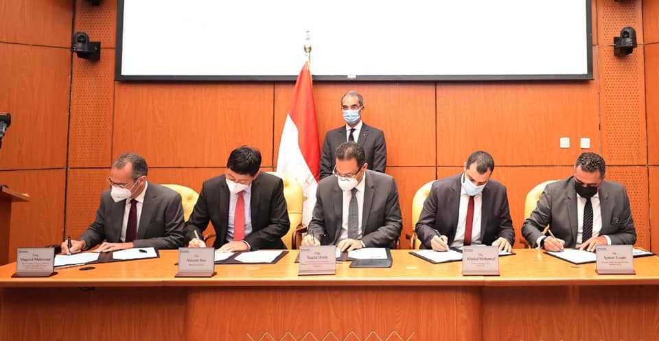 وزير الاتصالات وتكنولوجيا المعلومات يشهد مبادرة بُناة مصر الرقمية