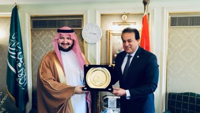 Photo of وزير التعليم العالي يستقبل الأمير عبدالعزيز بن طلال بن عبدالعزيز لدعم آليات التعاون