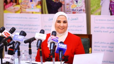 Photo of وزيرة التضامن الاجتماعي: خلال لقائها بقادة الرأى وكبار الكتاب ورؤساء التحرير والإعلاميين
