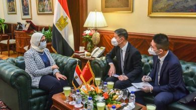 Photo of هالة زايد: خلال استقبالها السفير الصيني لدى مصر