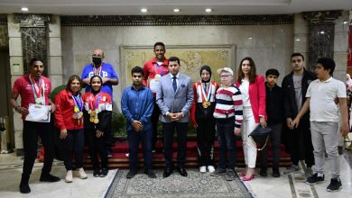 Photo of وزير الشباب والرياضة يلتقى مجموعة من الأبطال الرياضيين من ذوى القدرات والهمم