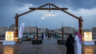 Photo of “صيف عسير” يستقبل السياح بالبرد والمطر