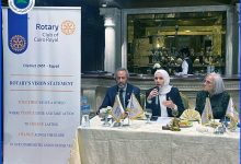 Photo of رشا عبدالعال رئيس مصلحة الضرائب المصرية خلال لقائها مع أعضاء نادي كايرو رويال “الروتاري”