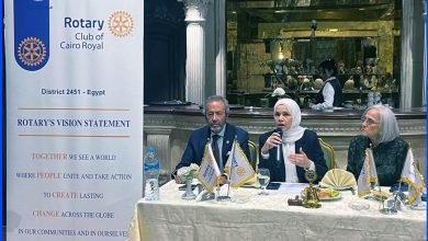 Photo of رشا عبدالعال رئيس مصلحة الضرائب المصرية خلال لقائها مع أعضاء نادي كايرو رويال “الروتاري”